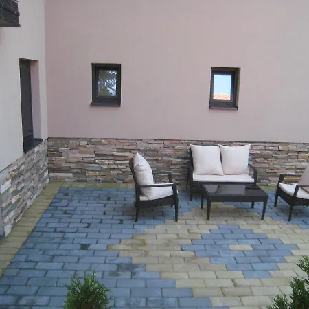 Jana Apartment