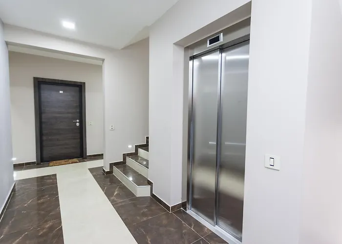 Jana 兹拉蒂博尔